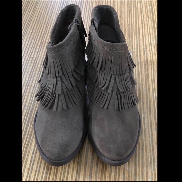 Naughty Monkey Taupe Suede Leather Fringe Ankle Booties Boots 
Size 8 - Picture 2 of 8